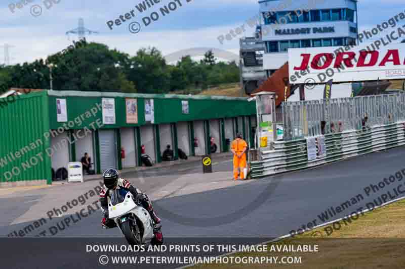 enduro digital images;event digital images;eventdigitalimages;mallory park;mallory park photographs;mallory park trackday;mallory park trackday photographs;no limits trackdays;peter wileman photography;racing digital images;trackday digital images;trackday photos